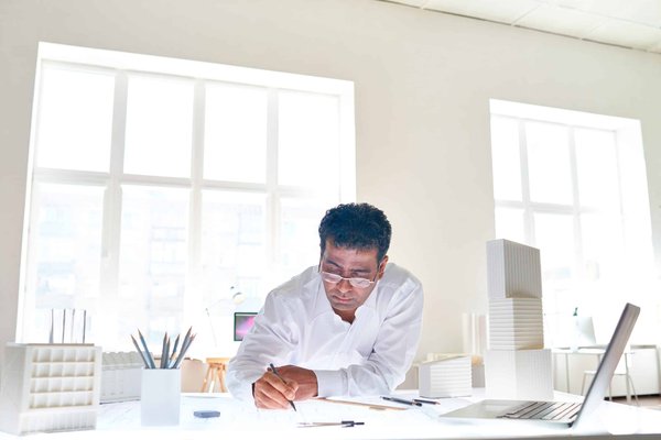 How to Create a Multisensory Dining Experience for UK Foodies?